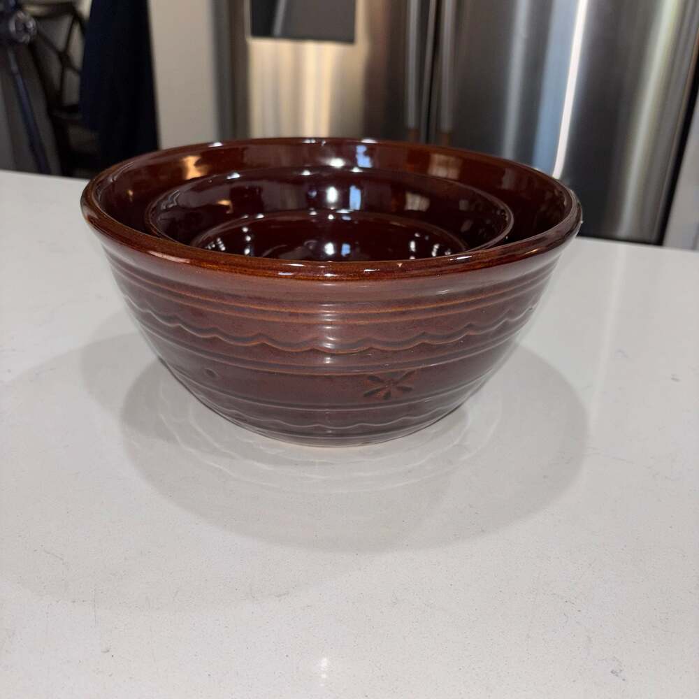 Vintage Mar-Crest Daisy and Dot Brown Stoneware Nesting Mixing Bowls (3)